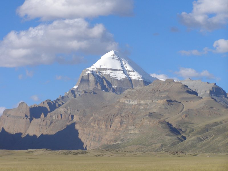 mtkailas6714msouthface.jpg
